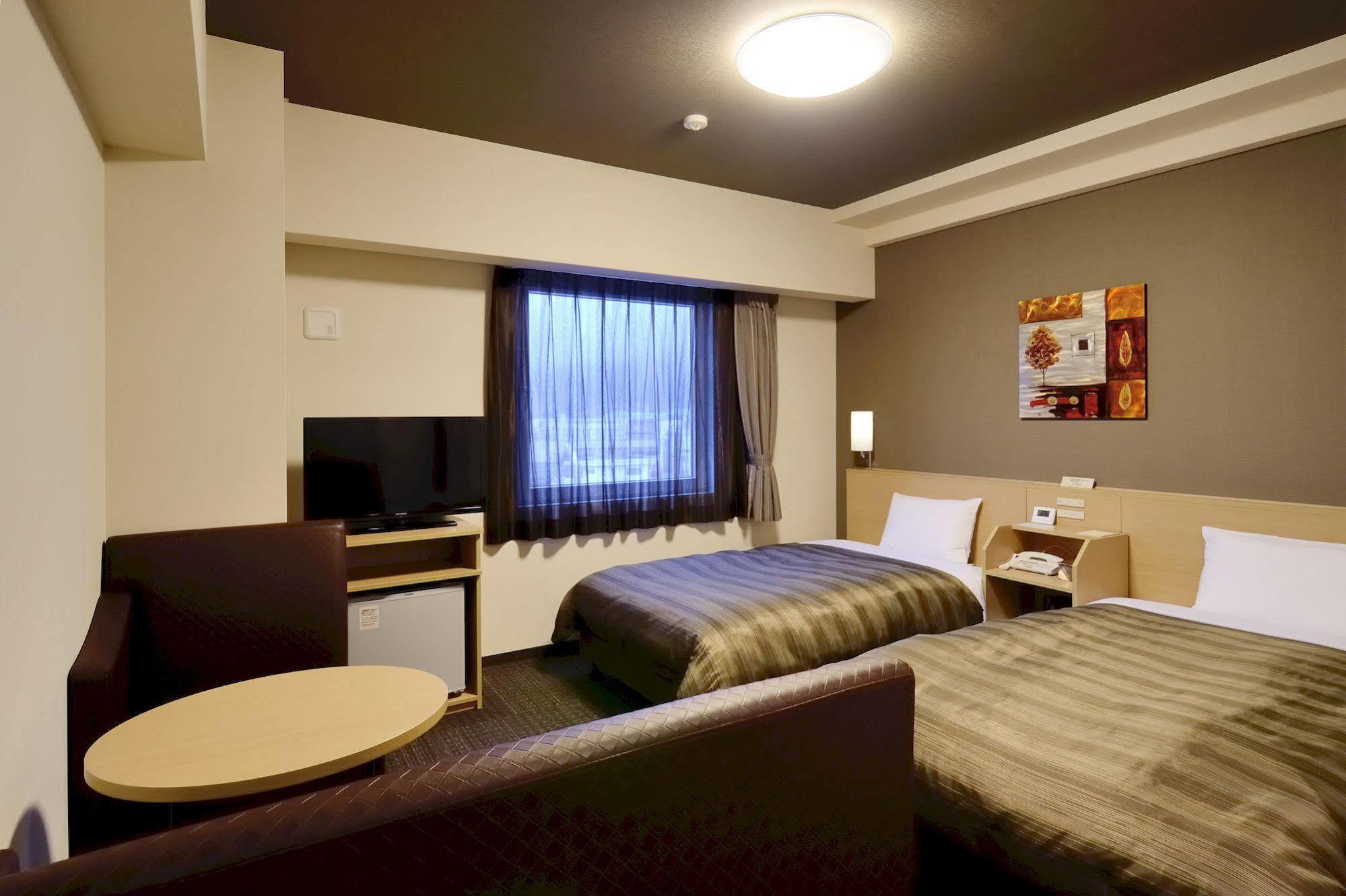 Hotel Route-Inn Saiki Ekimae Exterior photo